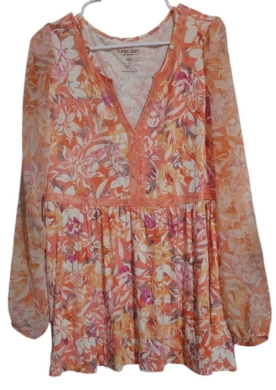 Torrid Shirt Size 2 2X Super Soft Peach Flowers Pink Lace Sheer Long Sleeves